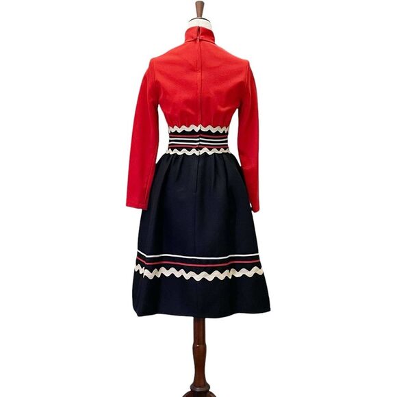 Vintage 1960s Howard Wolf Strawberry Button Ric-Rac Dress Black Red Ivory Size 4 - Picture 3 of 16